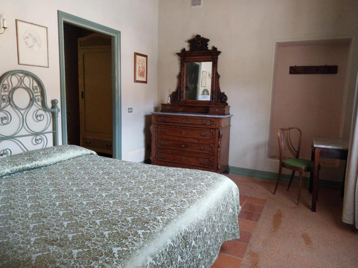 Tenuta Montanello B&B Castiglione Falletto Extérieur photo