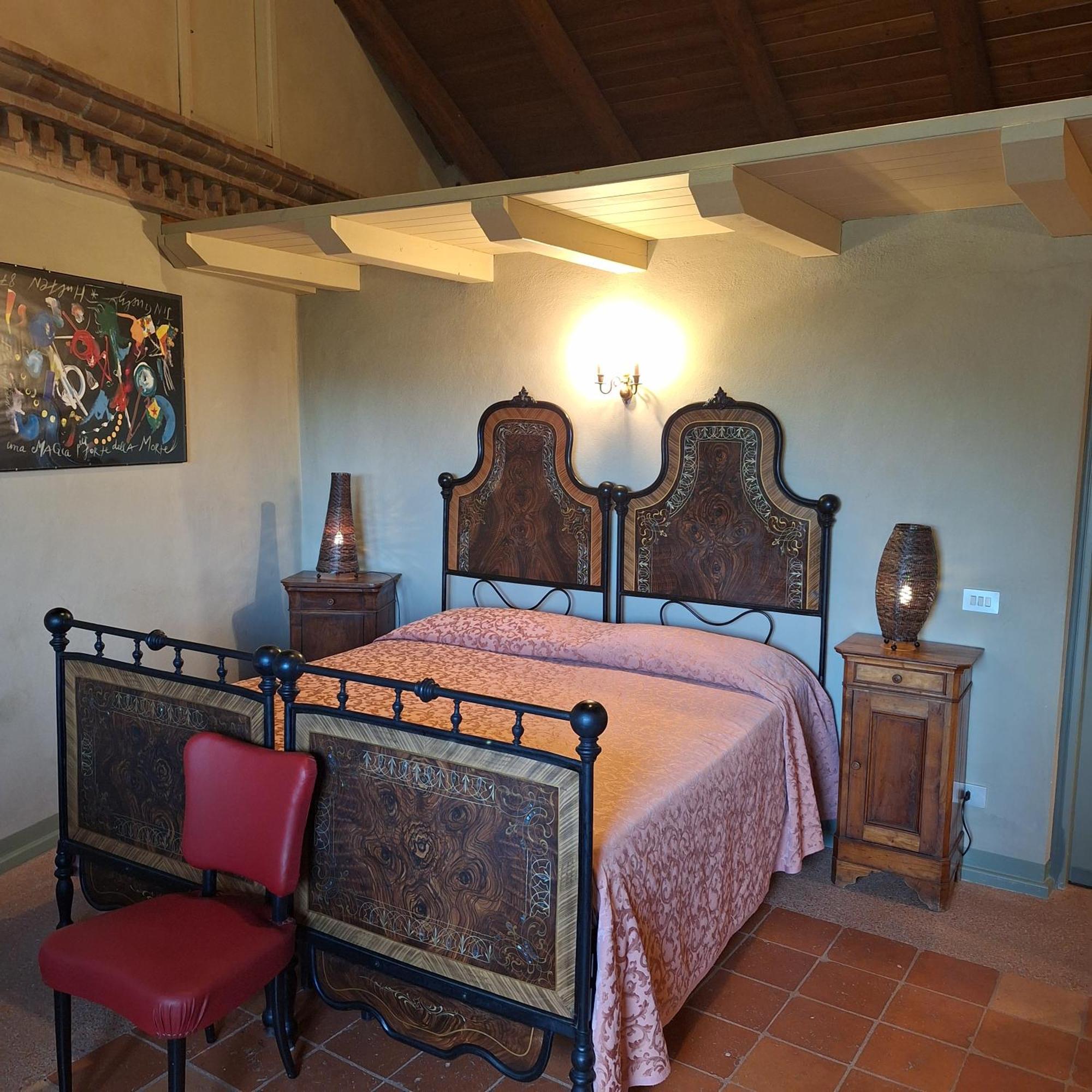 Tenuta Montanello B&B Castiglione Falletto Extérieur photo