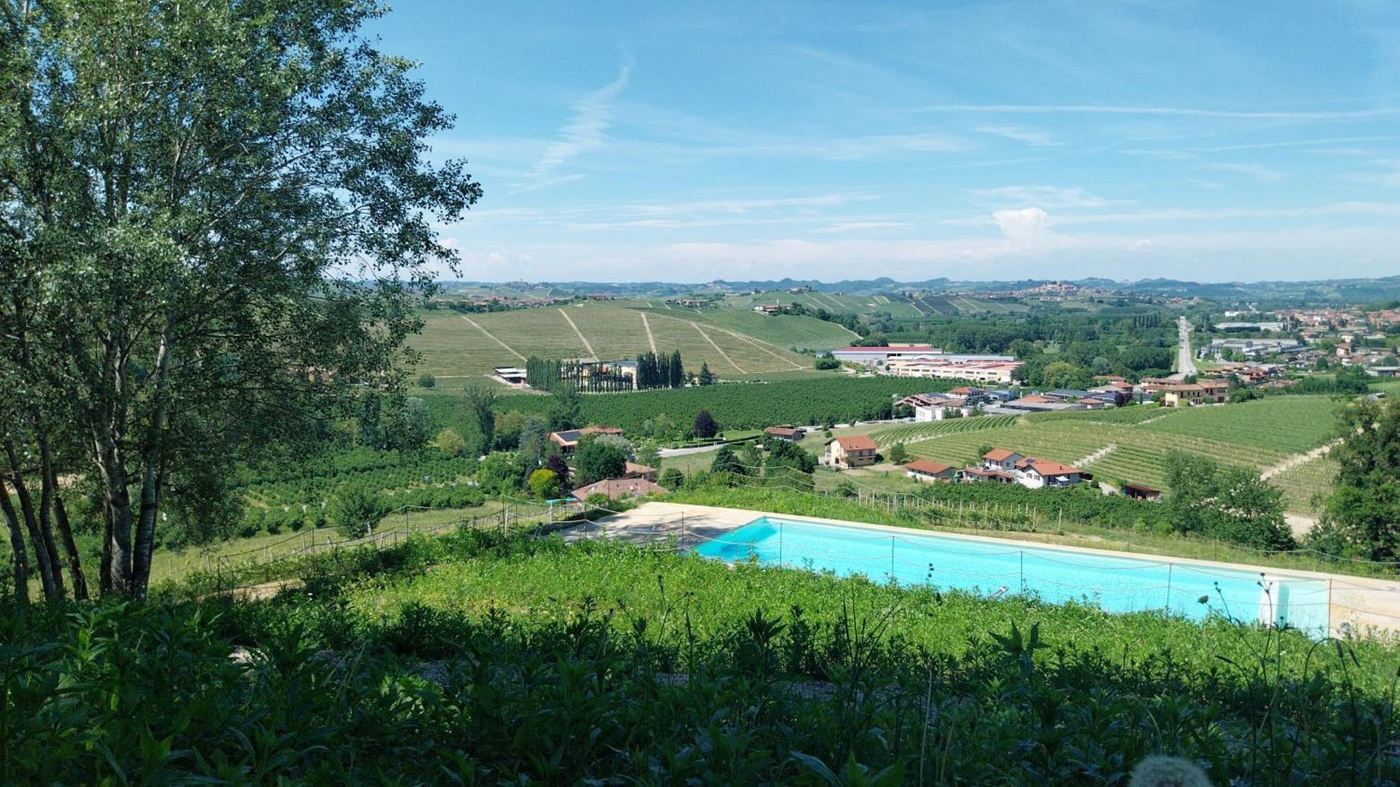 Tenuta Montanello B&B Castiglione Falletto Extérieur photo
